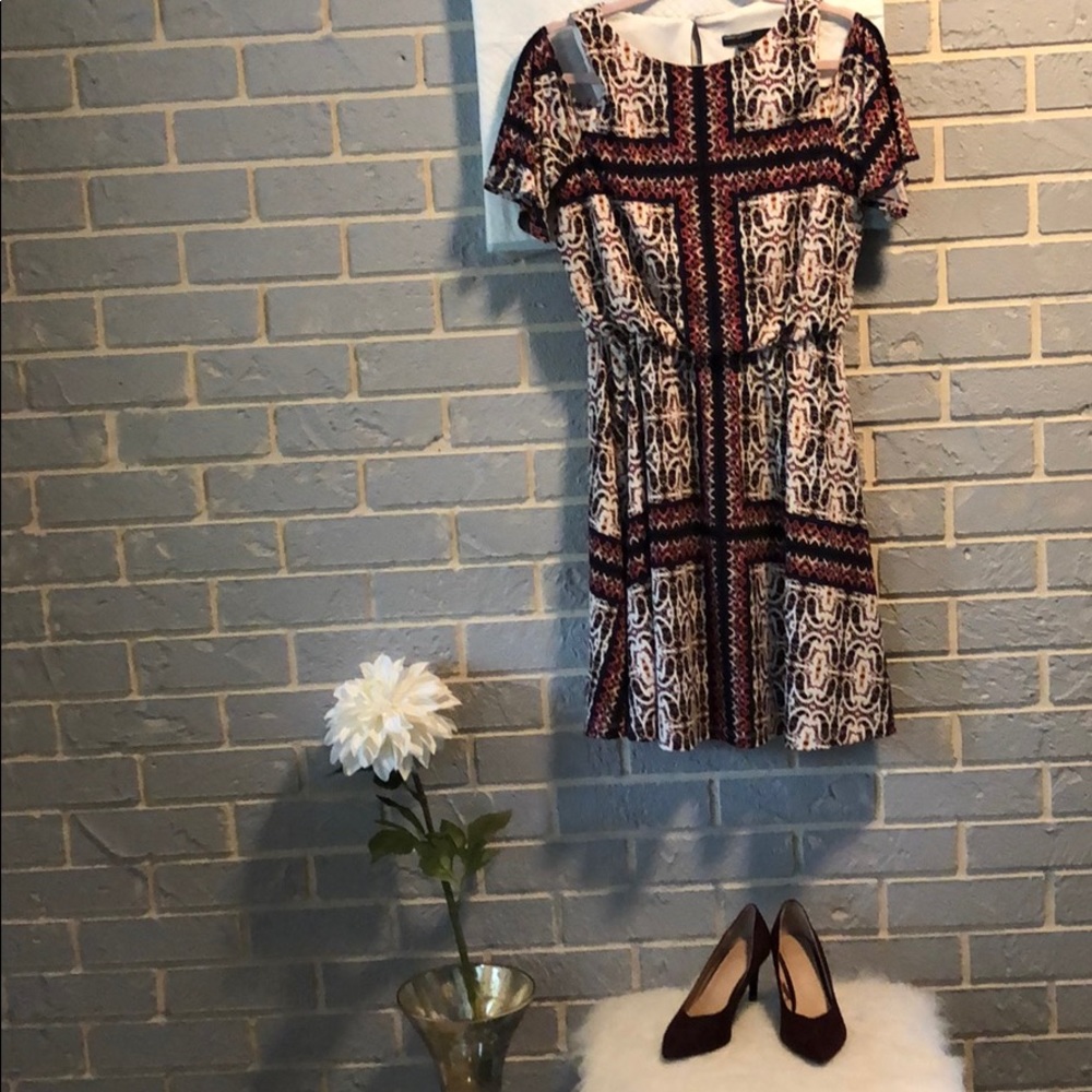 Maggy London all occasion dress cold shoulder